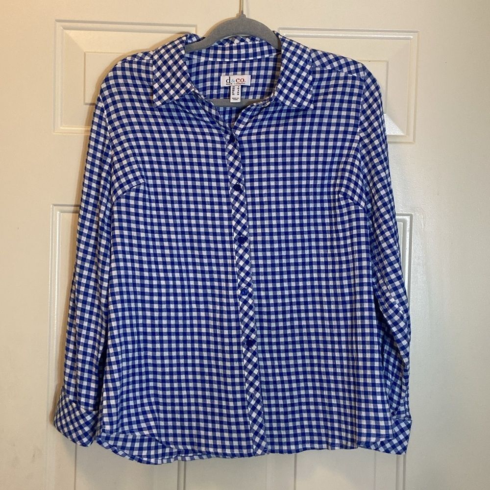 D&CO Women’s Blue and White Checkered Button-Up Shirt Size US S